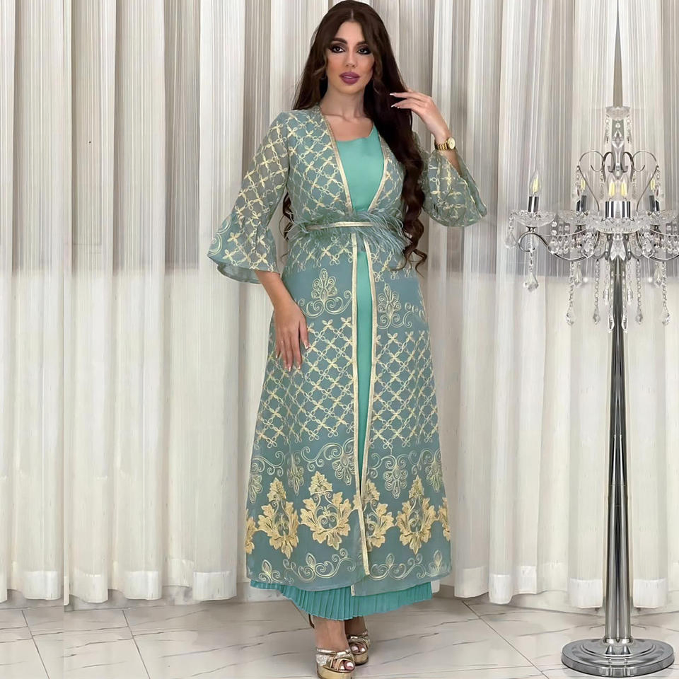 Vestido de algodão impresso muçulmano casual e fashionável, respirável e tingido liso