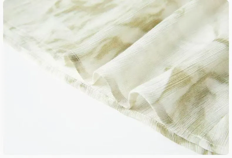 Vestido Francês com Decote em V Plissado - Detalhe 2