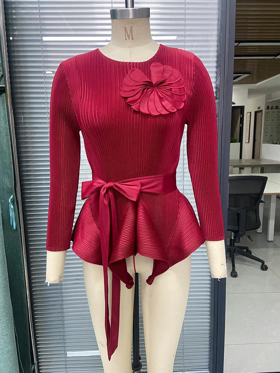 2025 Último Design Vestido Casual Maxi de Alta Qualidade para Mulheres, Confeccionado em Tecido, Conjunto de Duas Peças com Saia Plissada e Cinto de Padrão Sólido
