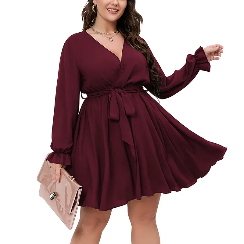 Elegante Vestido Curto Feminino