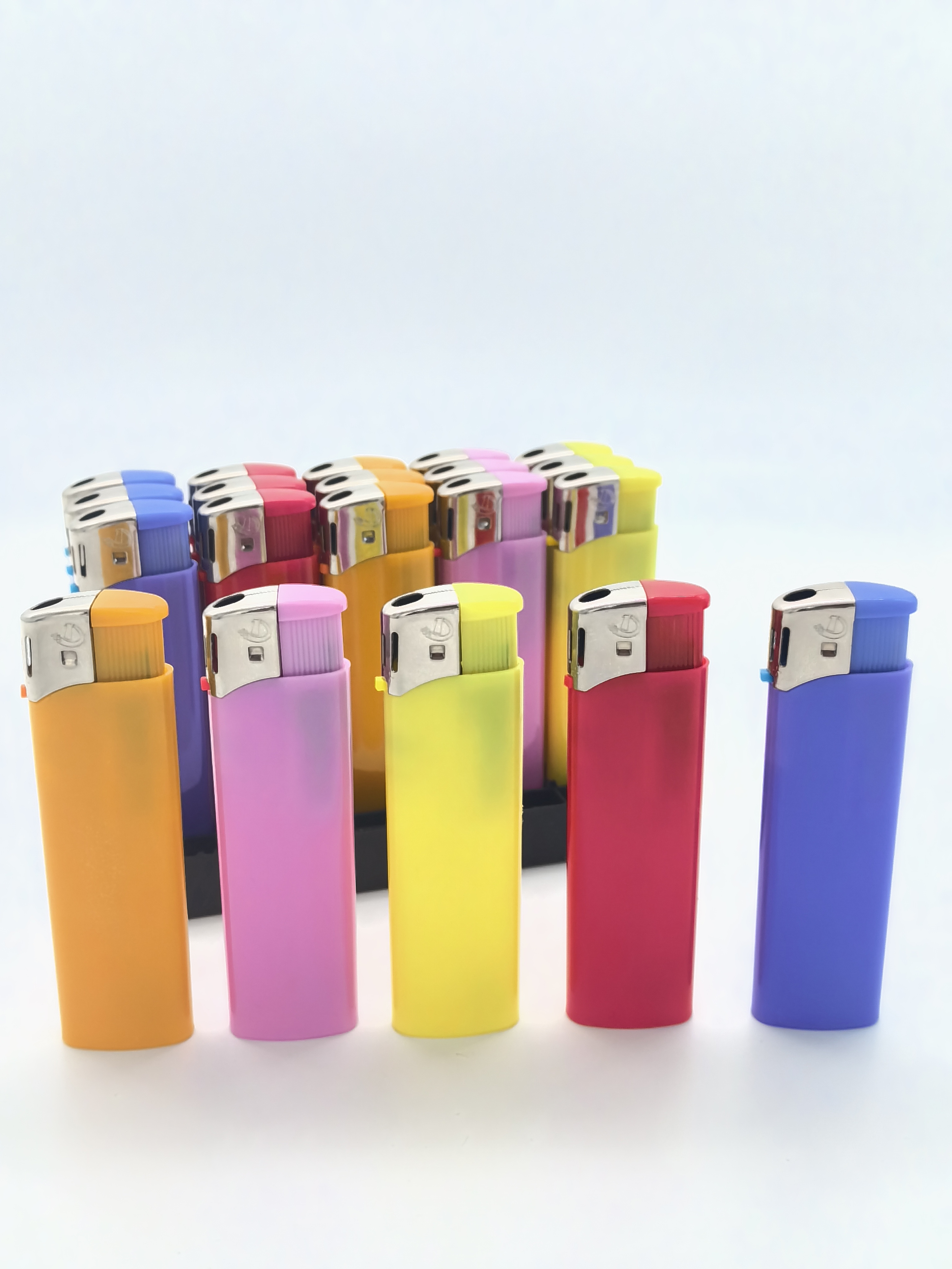 Disposable Refillable Va Cigarette Electronic Smoke Electronic Cigarette Wholesale Gas Lighter