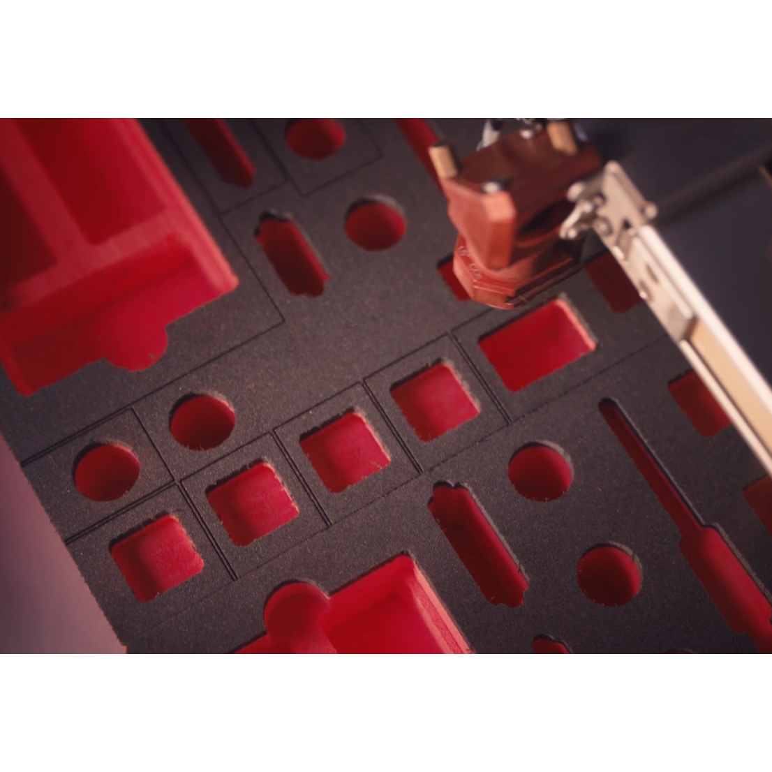 Laser Engraving For Various Materials With Precise Engraving And Flexible CO2 And Fiber laser Technology