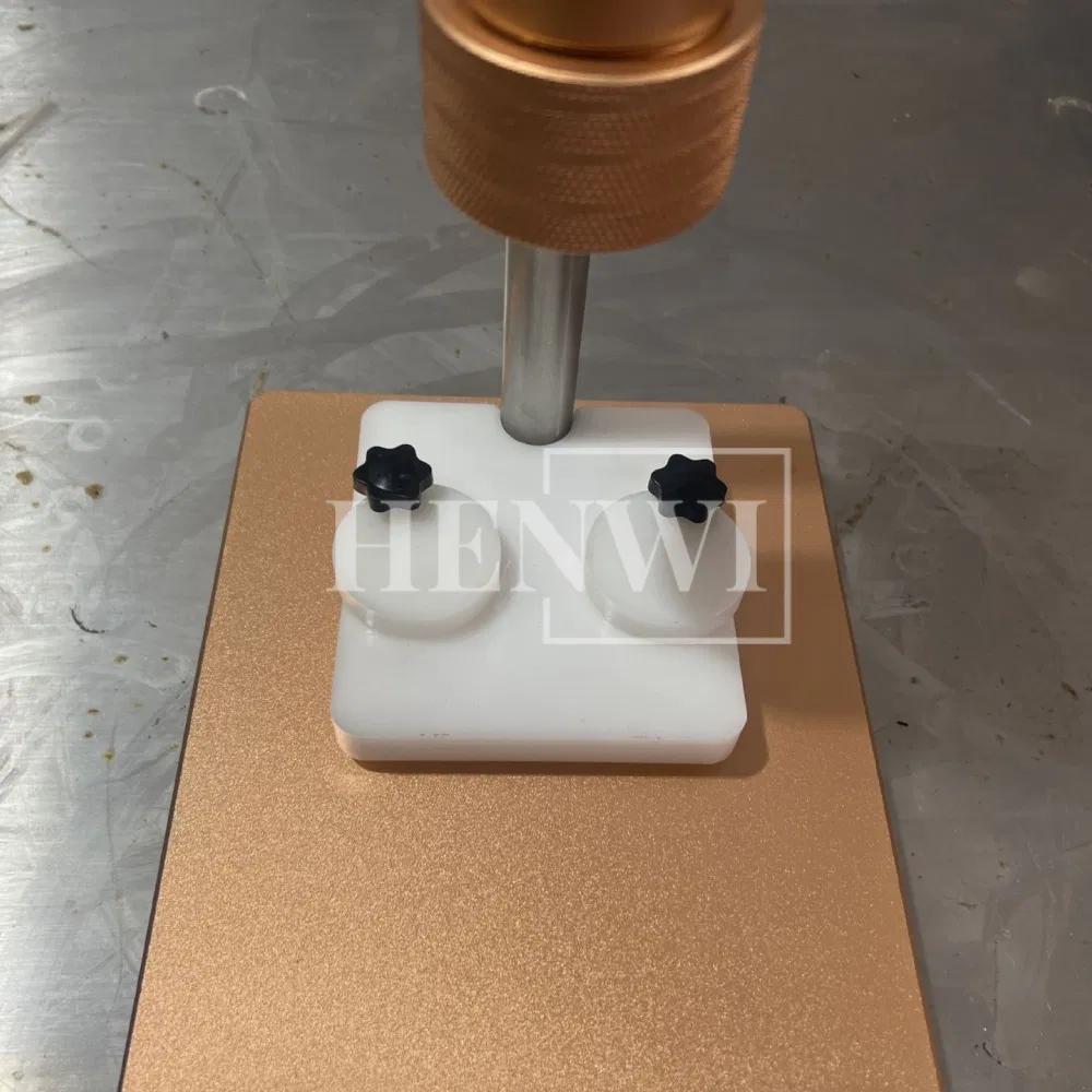 Henwi Tech Perfume Toner Disinfectant Alcohol Medical Liquid Solution Glass Bottle Sprayer Cap Cover Crimping Sealing Machine