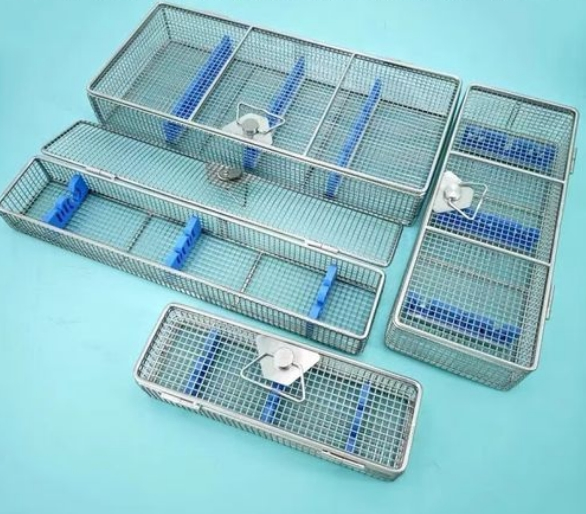 Stainless Steel 270X84X52mm Surgical Medical Equipment Safe Storage Rigid Endoscope Sterilization Container