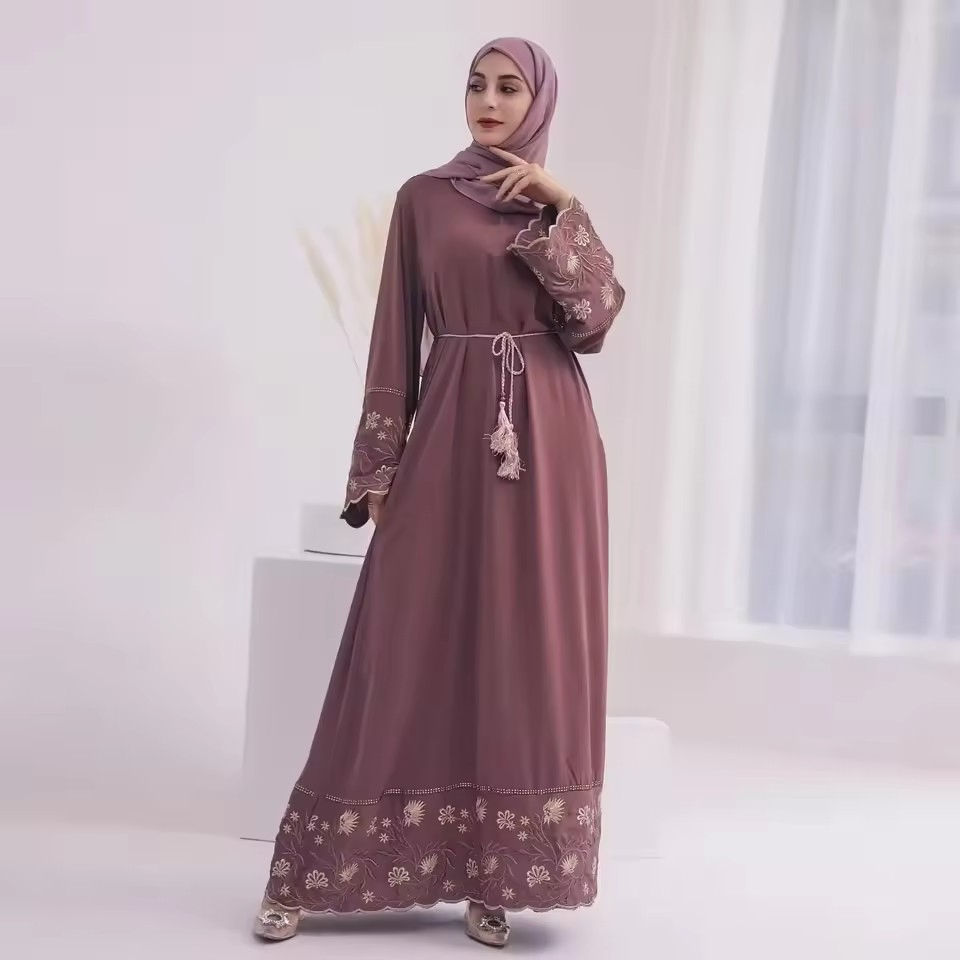 فستان عباءة ساتان أنيق عالي الجودة بطول الكاحل للنساء للأزياء المحتشمة