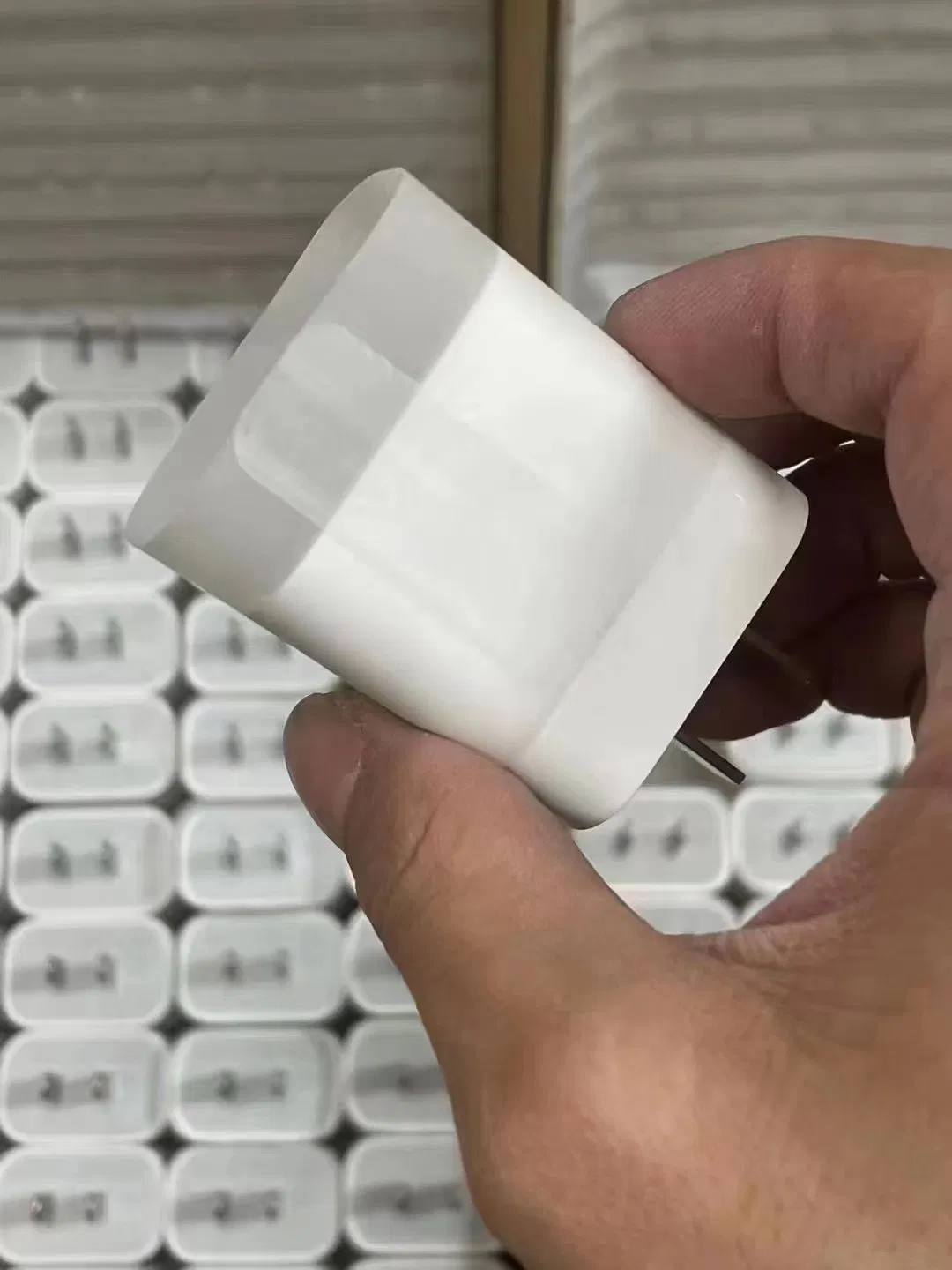 Original Quality Us 20W Charger Adapter for iPhone Fast Charging Type-C Pd 20W Charger for iPhone Charger Cable Factory Price with Original Box Quick Charger