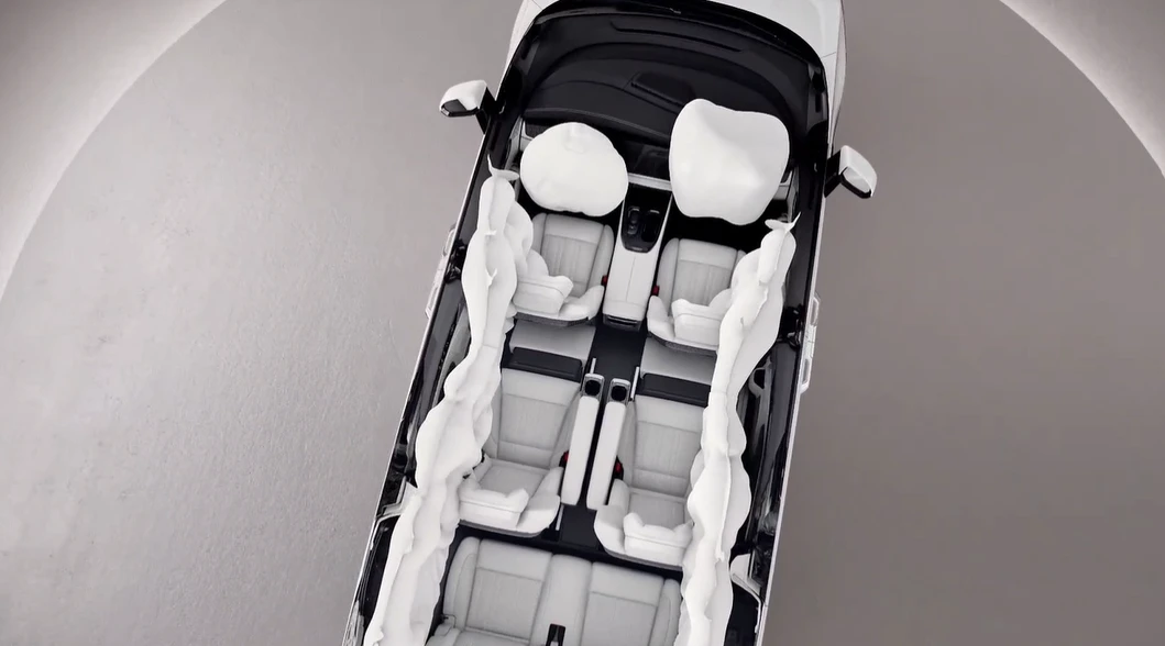 Safety side air curtain