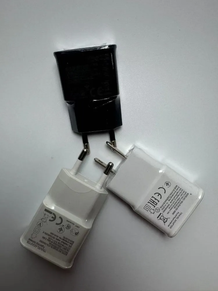 Wall Charger Photo 8