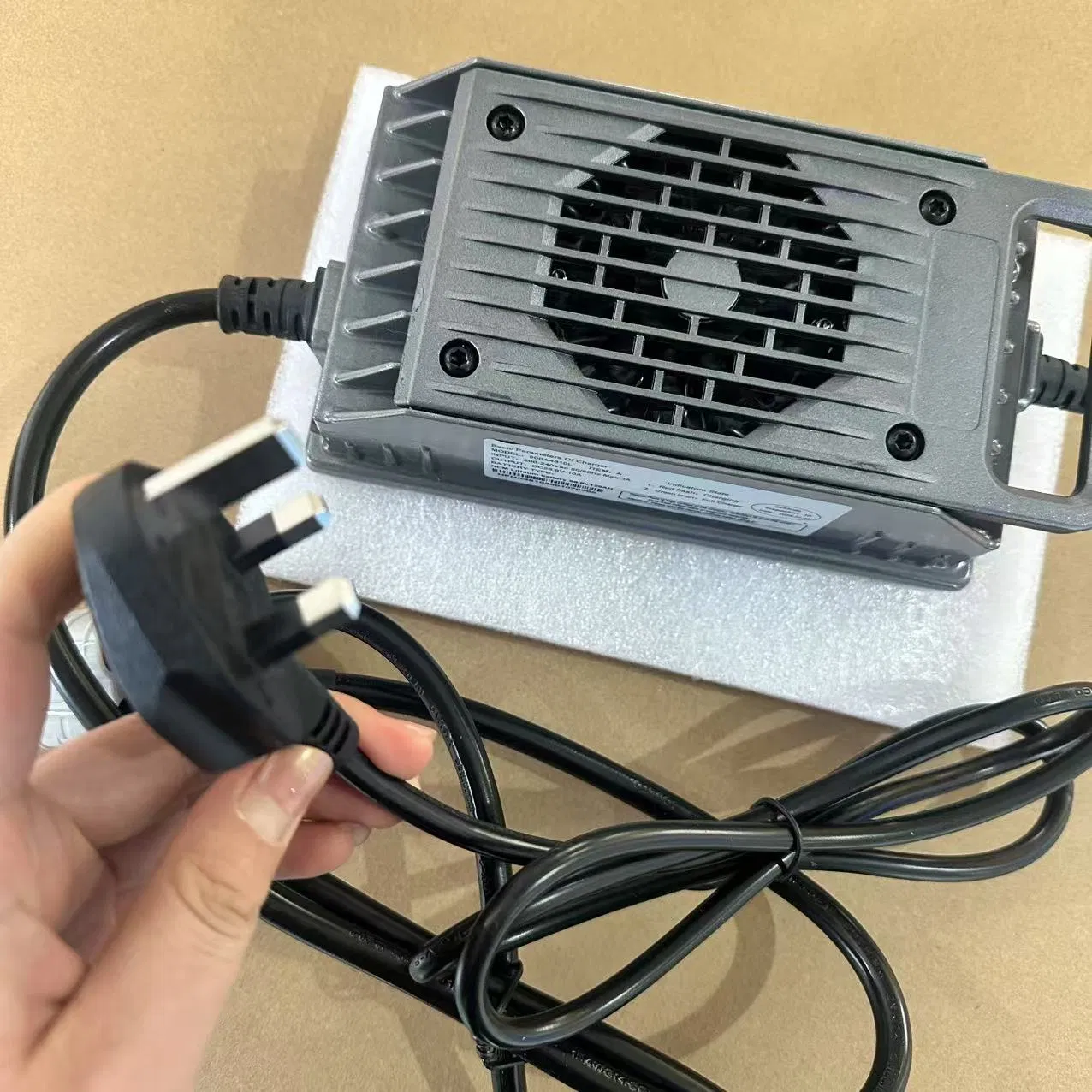 36V 25A Hot Selling Motorcycle Car Pulse Repair Battery Charger for Lithium Battery