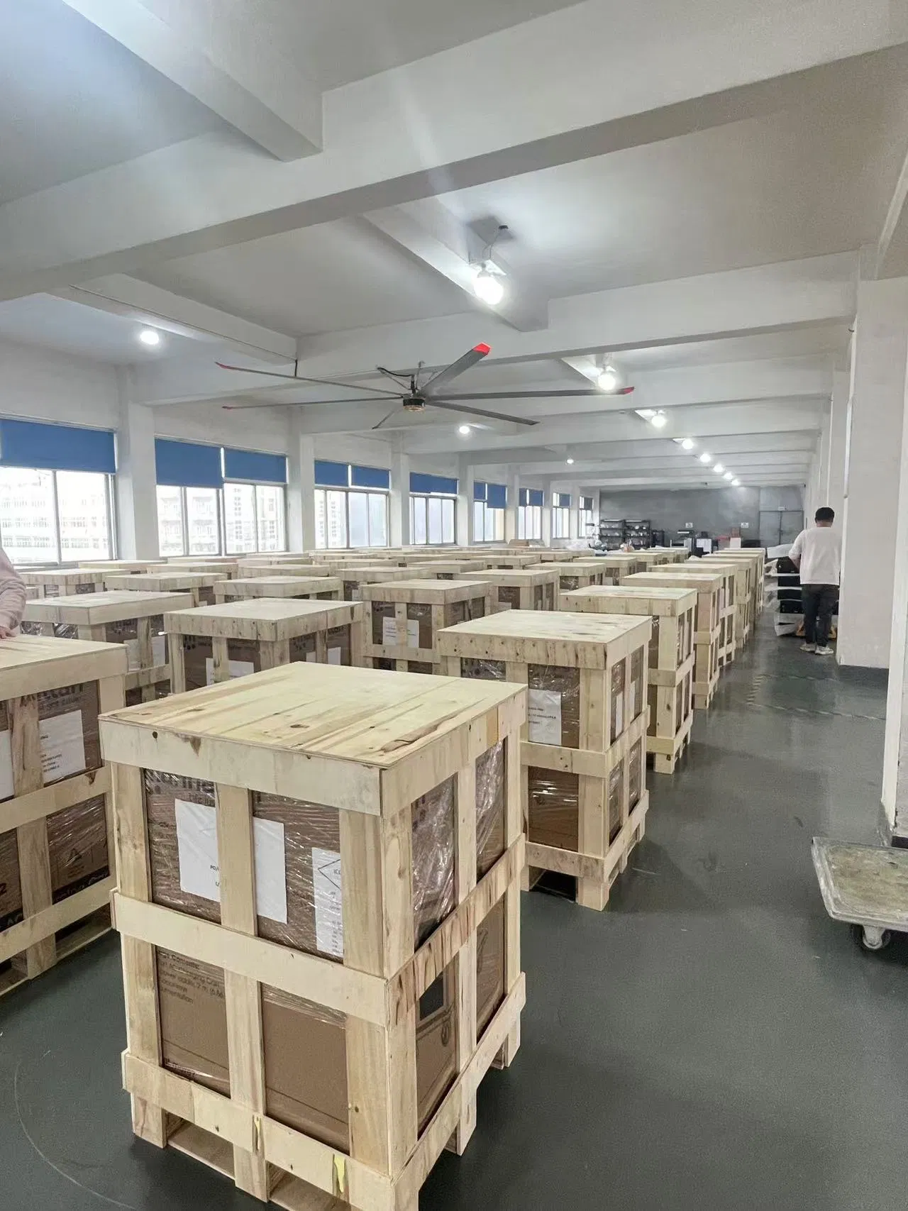 24/30/32/36 Devices Laptop Charging Cabinet Charging Trolley Charging Cart with Smart Power Management