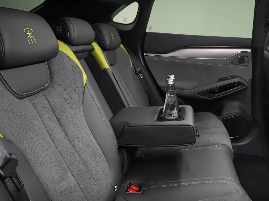 Song L EV Front View