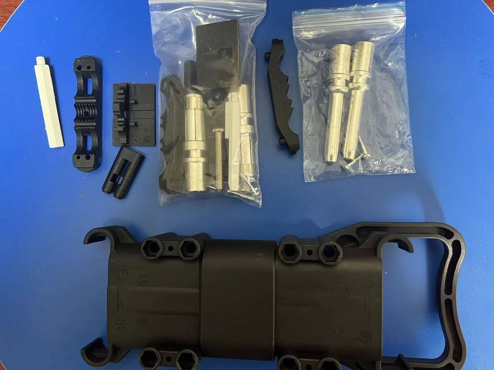 Made in China Forklift Power Connector Hang Fork Charging 80A/160A/320A