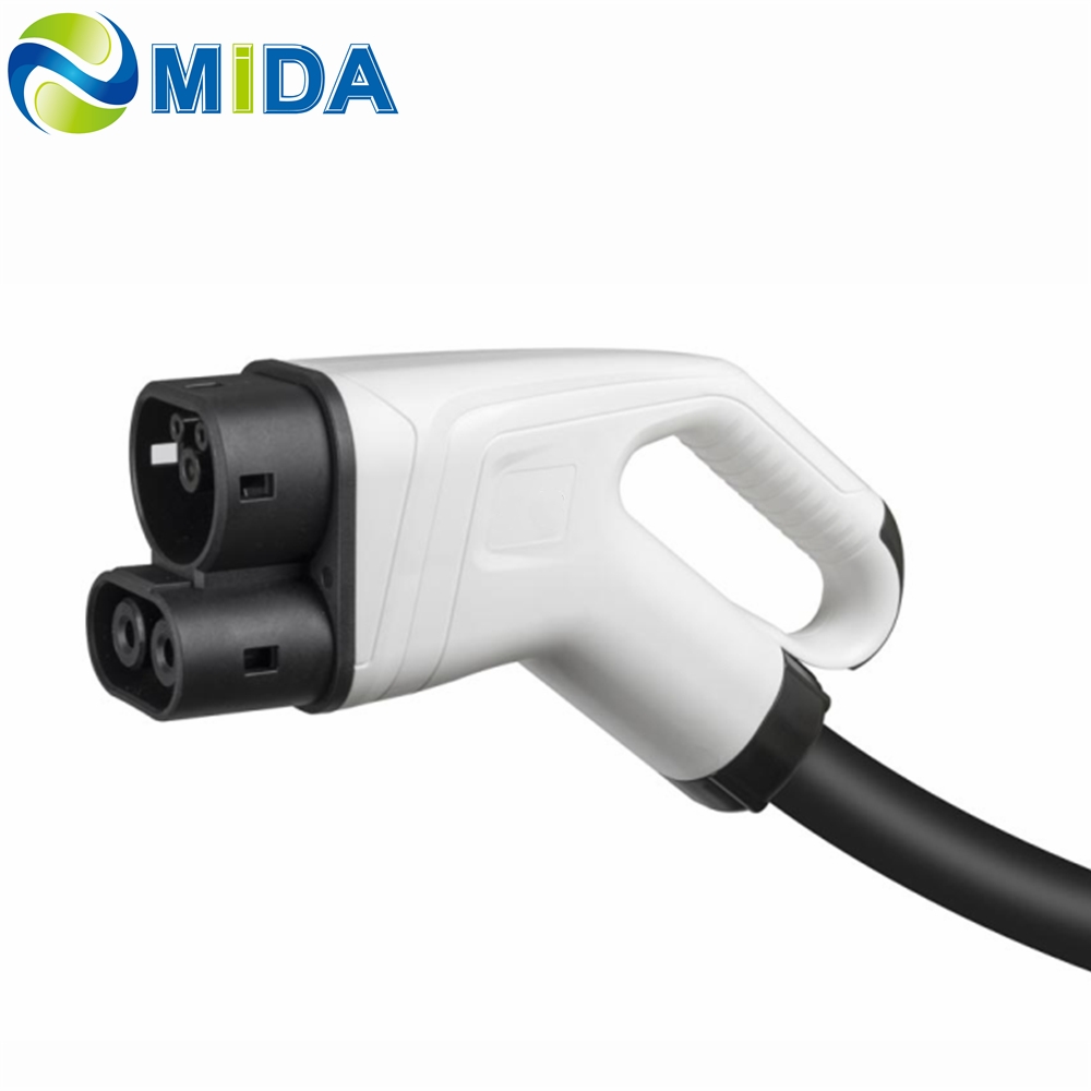 Best 5.5M DC1000V 250A CCS2 Gun CCS Combo 2 Connector for Russia Fast EV Charger Station  Manufacturer, Supplier