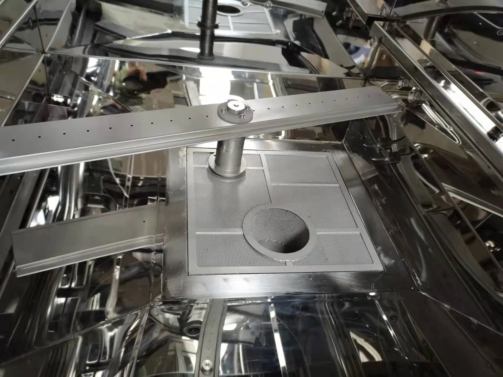 Fully Automatic Drying Benchtop Cleaning Machine to Solve Laboratory Glassware Cleaning Problems