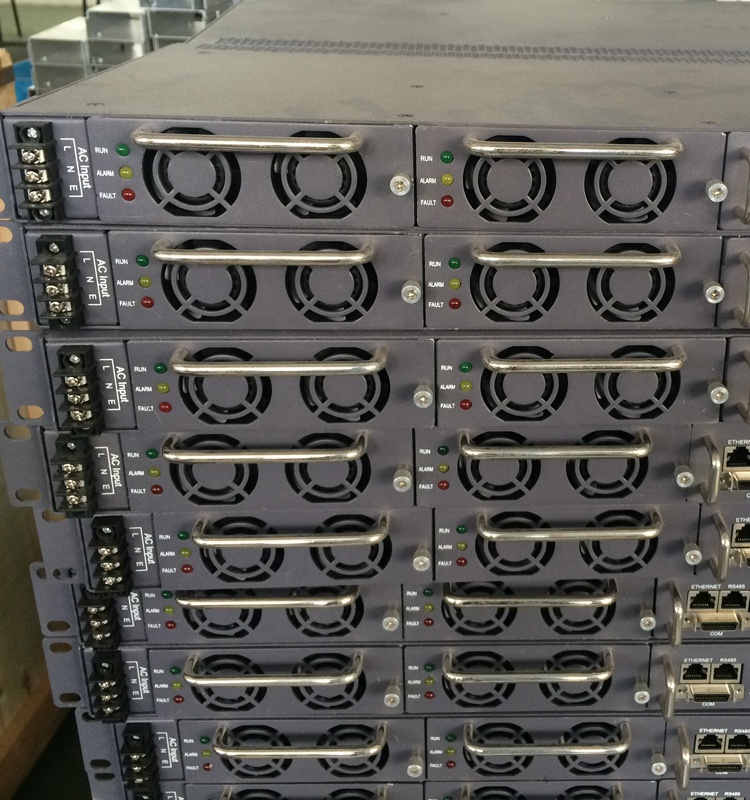 1U Rack Mount Converter Detail