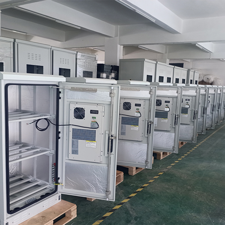 Outdoor Cabinet Air Conditioner View 2
