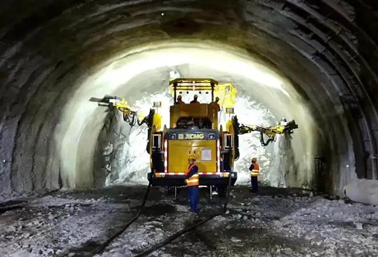 Hydraulic Full-Hydraulic Rock Rig Drill Portable IP67 Borehole China's Machinery Roadheader Engine