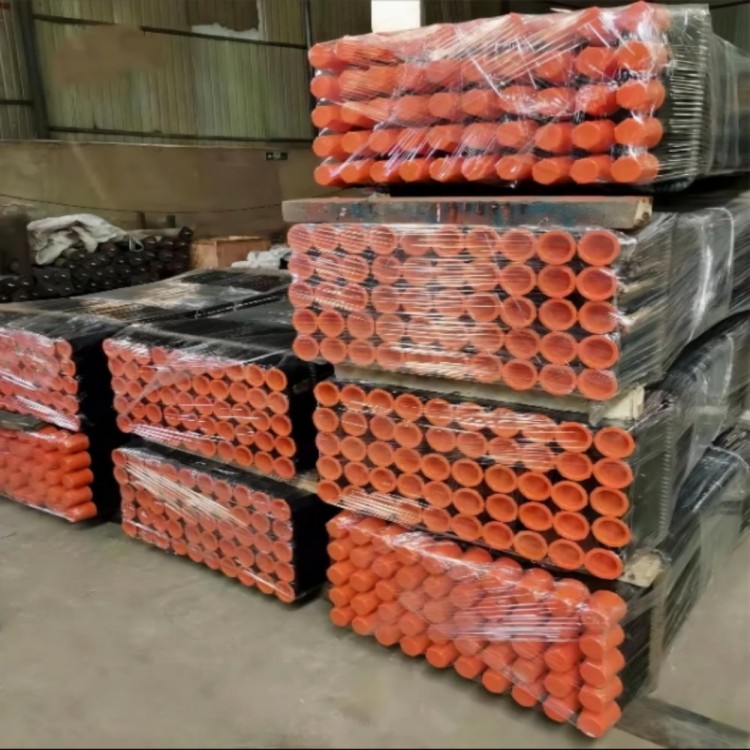 Drill Pipe Photograph 4