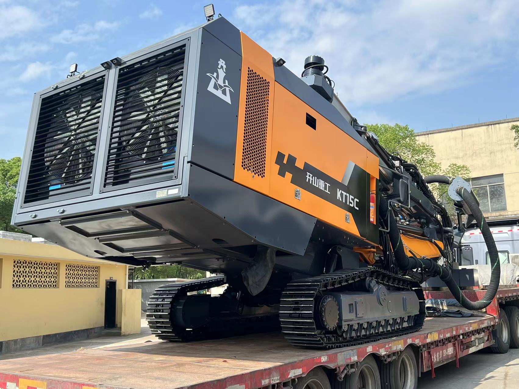 Kaishan KT15 Mine Drill Rig Low Maintenance Cost DTH Blast Hole Integrated Type Drilling Rig For Mining