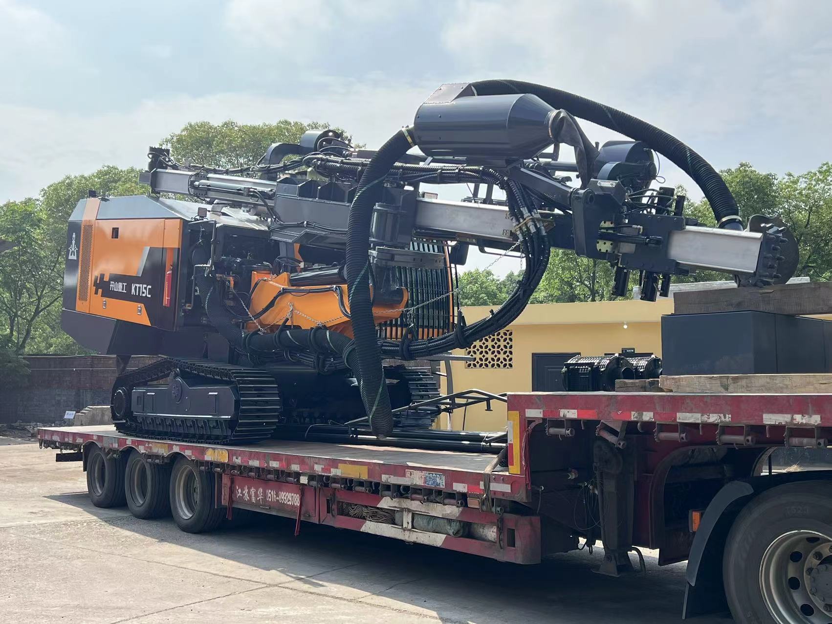 Kaishan KT15 Mine Drill Rig Low Maintenance Cost DTH Blast Hole Integrated Type Drilling Rig For Mining