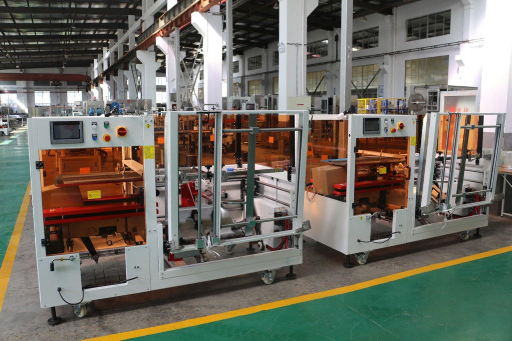 20L Lubricant Oil Filling Machine Packing Line for Engine Motor Car Oils Antifreezer Coolant Liquid Drum Jerry Can Filler with Carton Pack