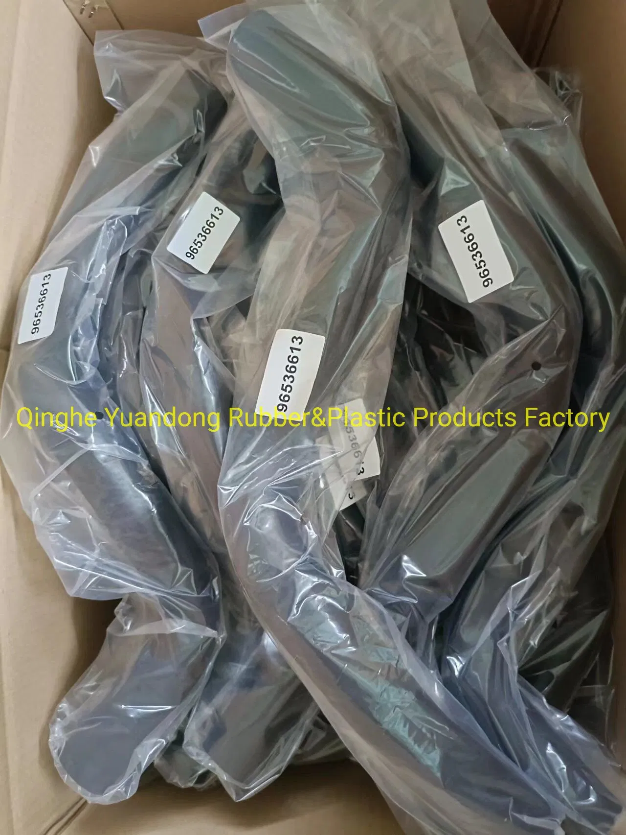 Wholesale Hose Style 8-98059964 for Hyundai Radiator Hose EPDM Radiator Hose Solar Car Cooler Oil Cooler Auto Parts Heater Hose