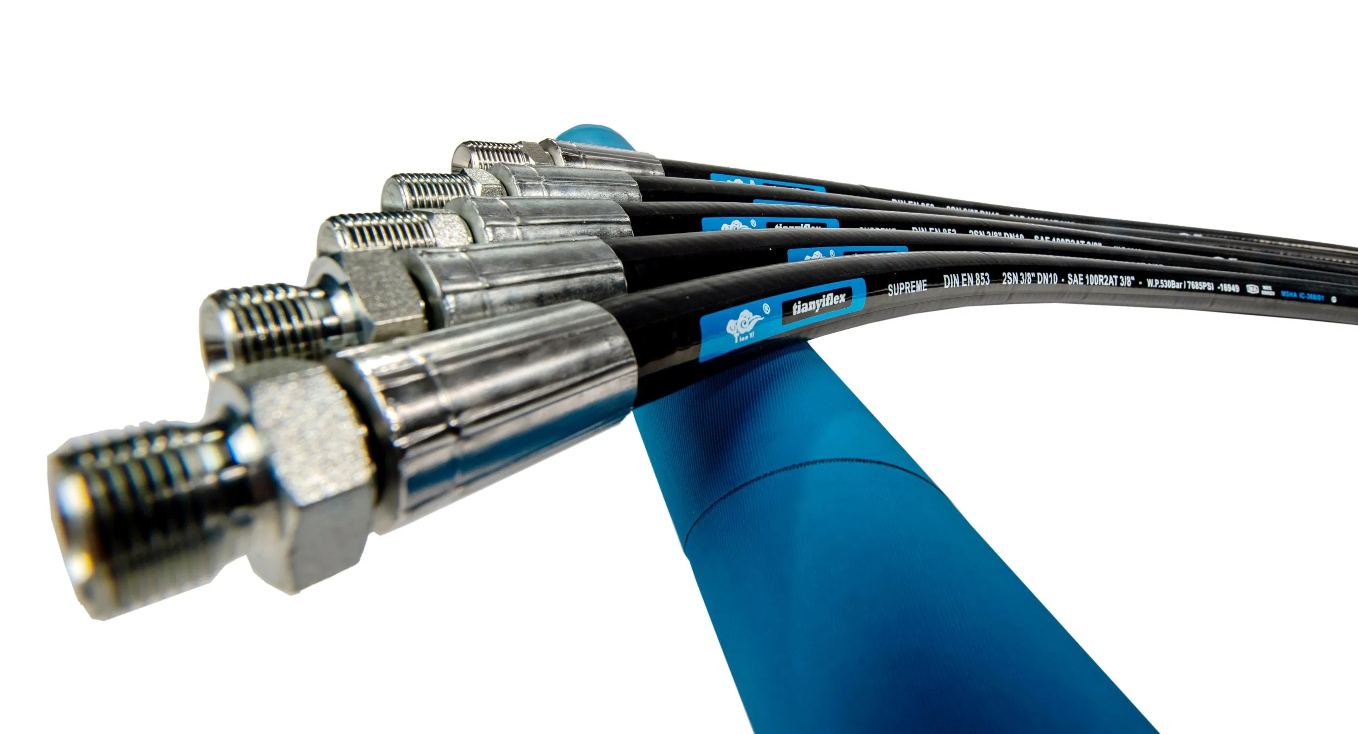 Wire Braid Hydraulic Oil Rubber Hose SAE 100r2at DIN En853 2sn En856 4sh 4sp Flexible High Pressure Hydraulic System Component Hydraulic Transmission Fluid