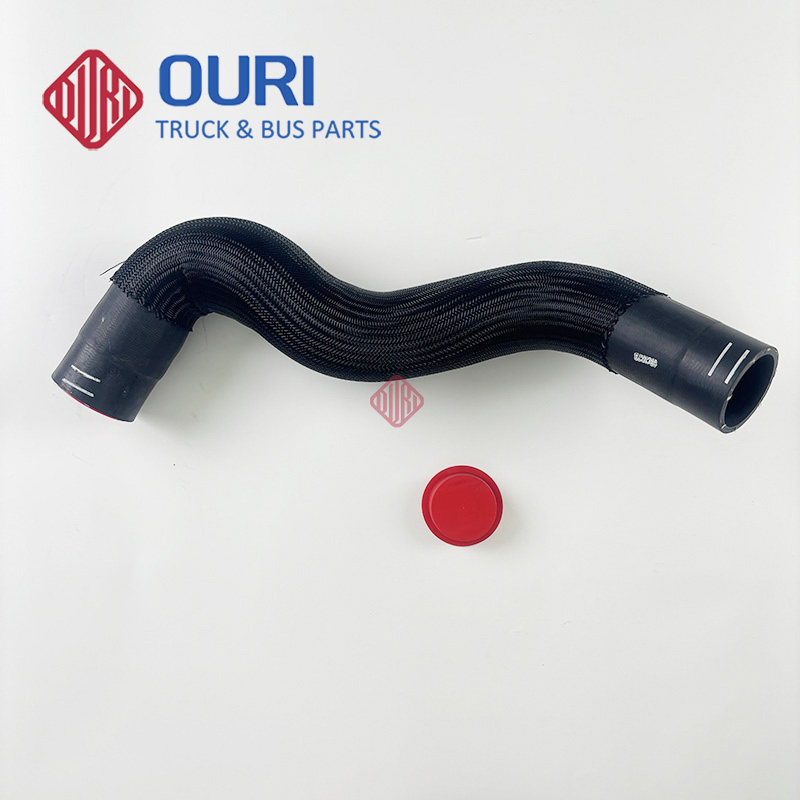 Heavy Duty Truck Upper Radiator Coolant Hose 24519039 23275466 for Volvo Mack