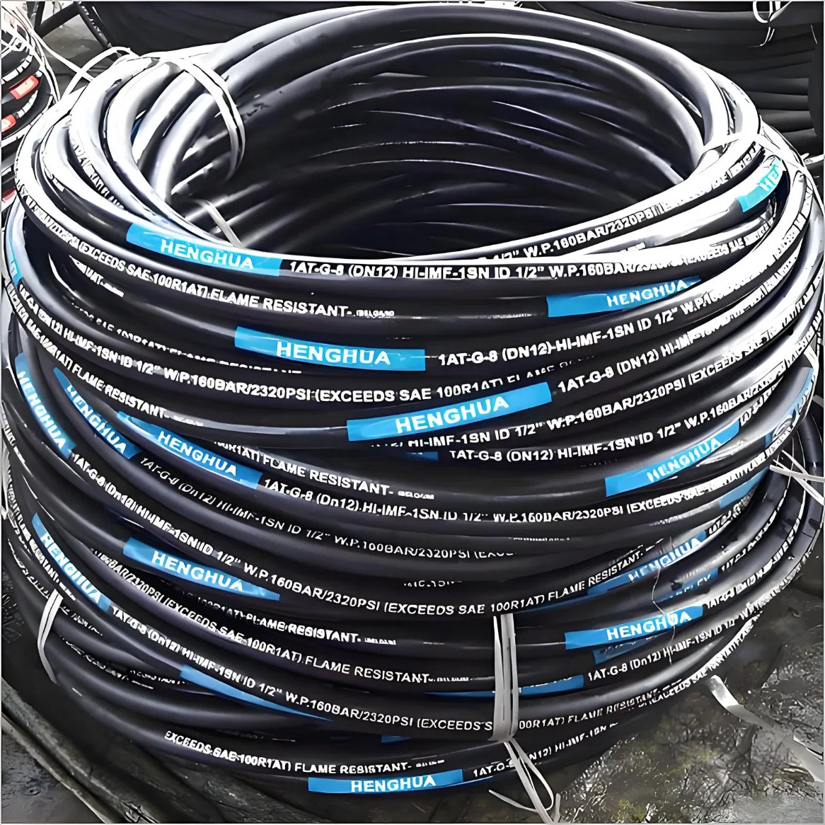 Super Long Service Life Industrial Black Hydraulic High Pressure Braided Air Oil Water PVC Garden Excavator Rubber Hose Pipe Assembly Flexible Hydraulic Hose