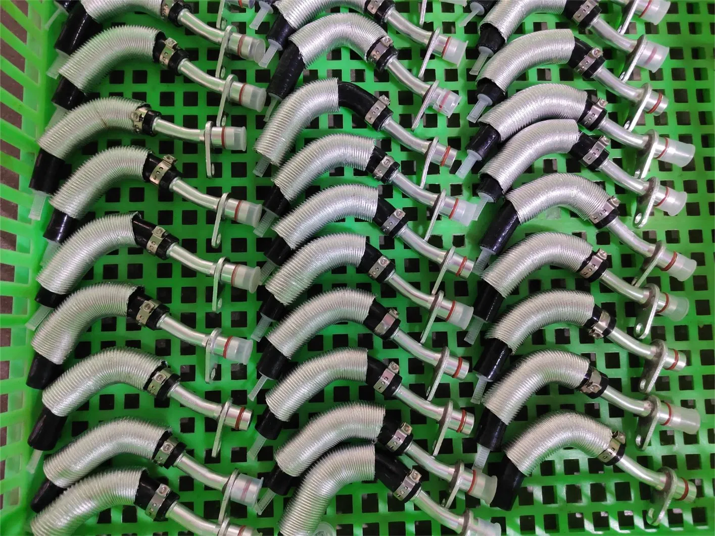 New Auto Engine Systems Turbocharger Oil Pipe for BMW 11427785855