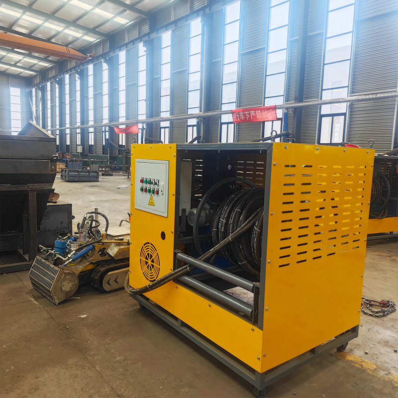 Lightweight Portable Desilting Robot for Small Water Body Use