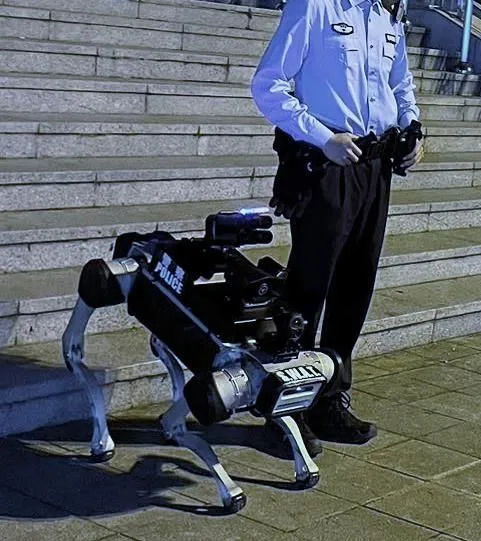 Advanced Tactical Ai Dog Robot for Operations and Safety