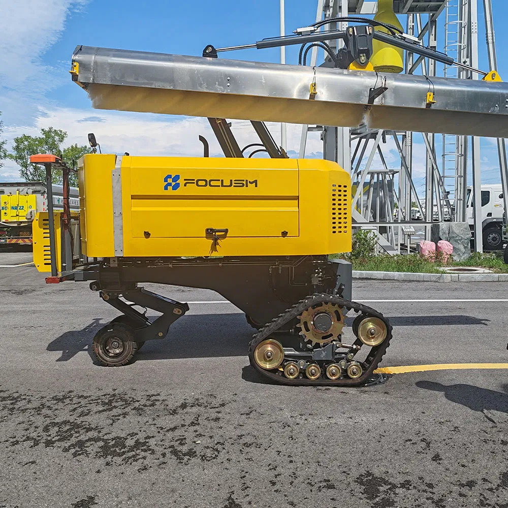 Independent Dual-Brush Lightweight PV Intelligent Hybrid Wet-Clean Robot