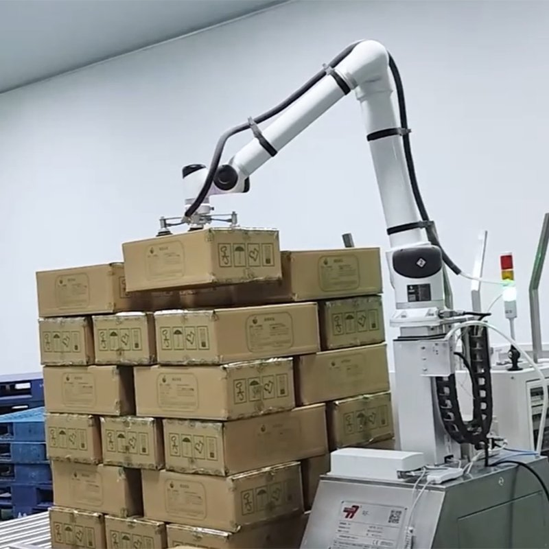 Lightweight Collaborative Palletizing Robot Huayan S30 Small-Space Multi-Layer Stable Finished Product Box Stacking Manipulator