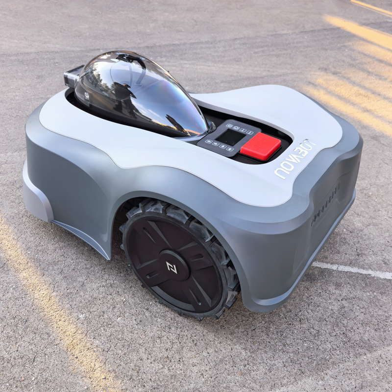 The All-Electric Grass Cutting Power Weeder Robot Produces No Local Emissions, Making It Perfect for Use in Indoor Vertical Farms and Controlled Environments