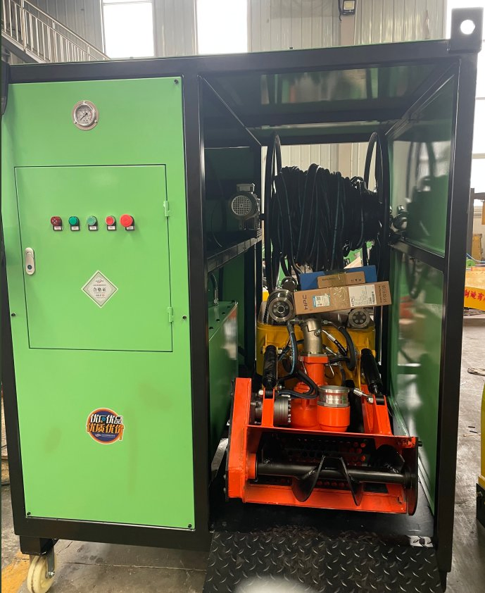 Dredging Robot Underwater Tank Cleaning Robotic Dredging Water Proof Rubber Tracked Underwater Dredging Robot for Urban Sewage Pipe Cleaning