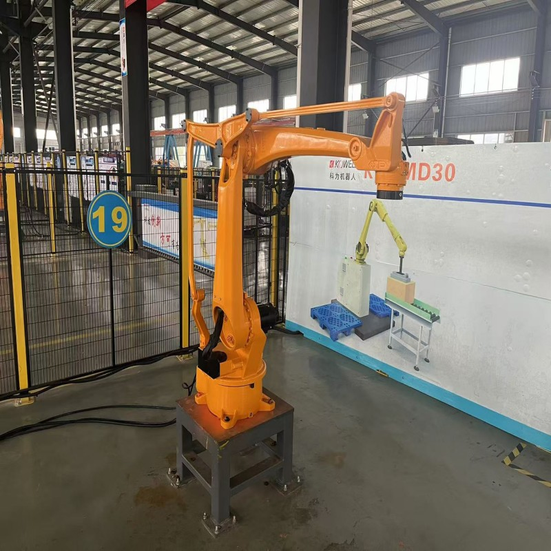 The Lightweight 4-Axis Palletizing Robot From Industrial Robot Companies