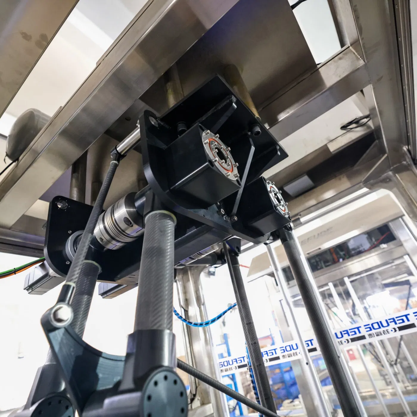 Lightweight Secure High Efficient 4 Axis Parallel Packing Robot