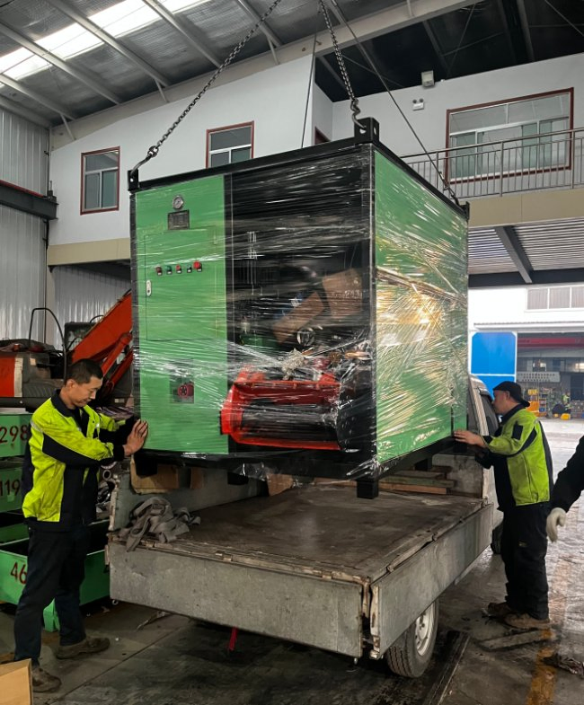 Dredging Robot Underwater Tank Cleaning Robotic Dredging Water Proof Rubber Tracked Underwater Dredging Robot for Urban Sewage Pipe Cleaning