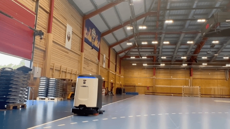 Verified Supplier Hard floor cleaning robot Indoor cleaning robot for Indoor hard floors