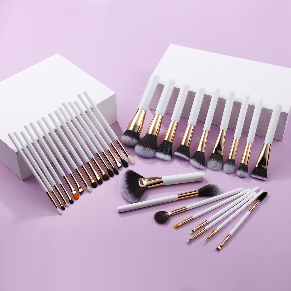 Custom 32pcs Professional Cosmetic Luxury White Gold Soft Natural/Synthetic Hair Complete Facial Makeup Brushes Set OEM/ODM