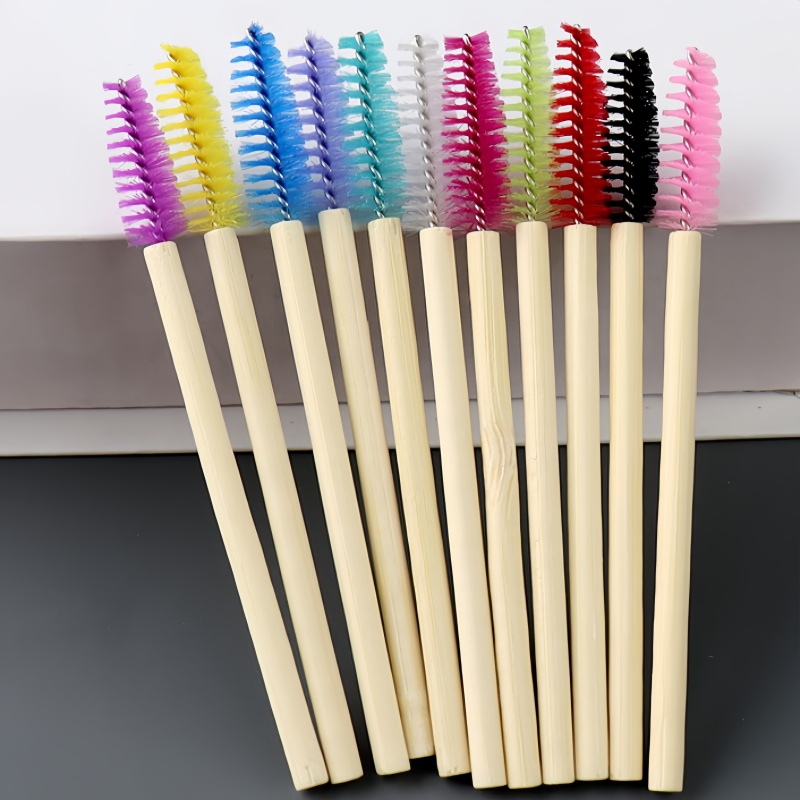 Eyelash Brush Showcase 9