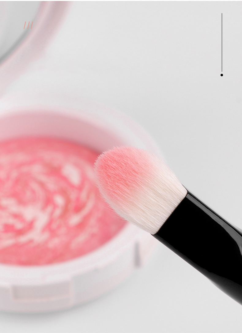 Makeup Brush Detail 3