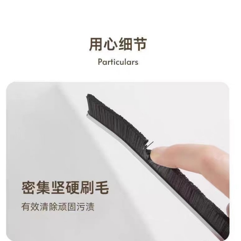 Gap Cleaning Brush Showcase 5