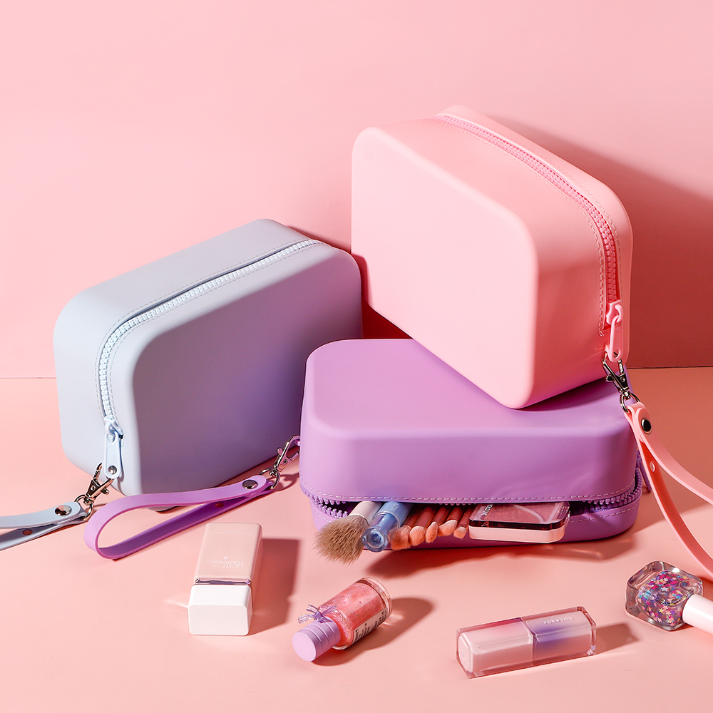 OEM/ODM Accepted Eco-Friendly Zipper Closure Makeup Cosmetic Bag Wholesale Travel Reusable Custom Toiletry Bag with Logo