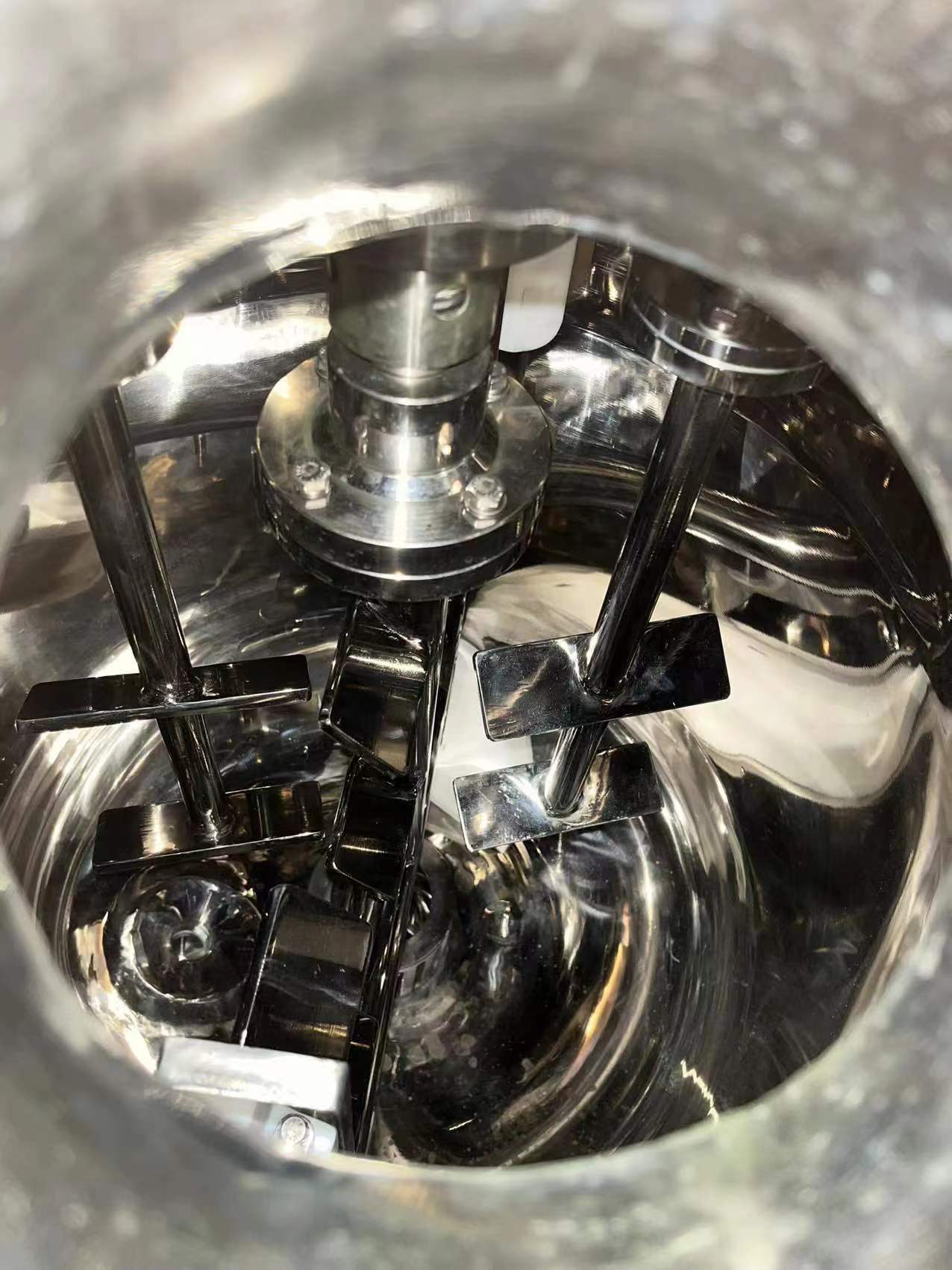 Inside the Main Pot