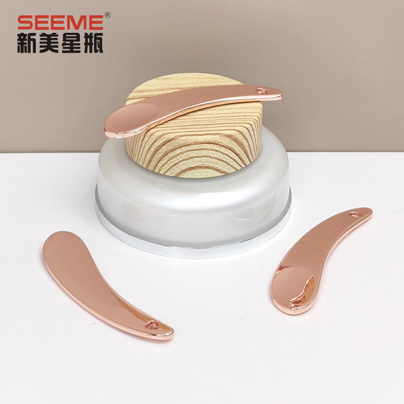 Custom Logo 5.6CM Cream Applicator Luxury Zinc Alloy Cosmetic Scoop Gold Silver Mini Spatula Spoon ISO9001 Certified Facial Skin