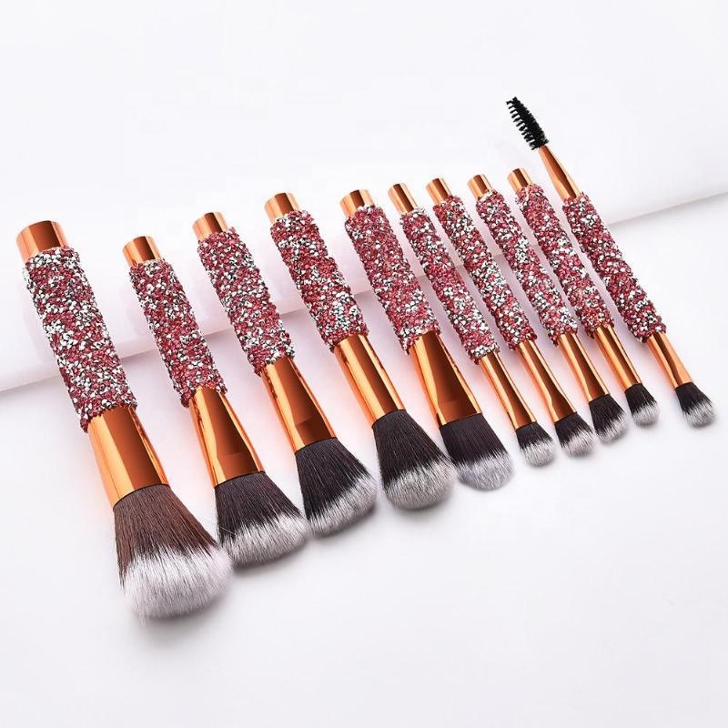 Custom Logo Professional 10pcs Shinny Diamonds Handle Personalized Makeup Brushes Set with Bag