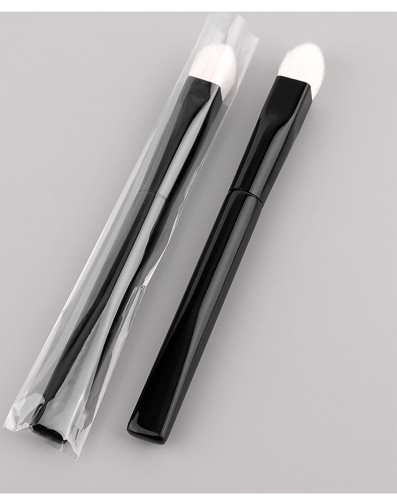 Makeup Brush Detail 8
