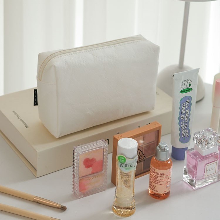 Eco-Friendly DuPont Paper Cosmetic Bag Waterproof Breathable Portable Makeup Organizer Minimalist Lightweight Tear-resistant